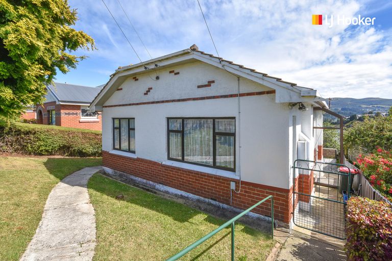 Photo of property in 22 Mornington Road, Balaclava, Dunedin, 9011