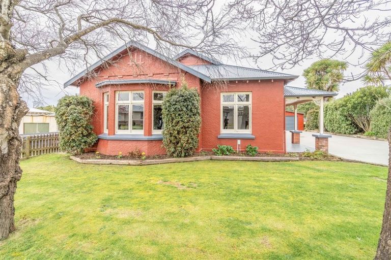 Photo of property in 24 Banks Street, Richmond, Invercargill, 9810