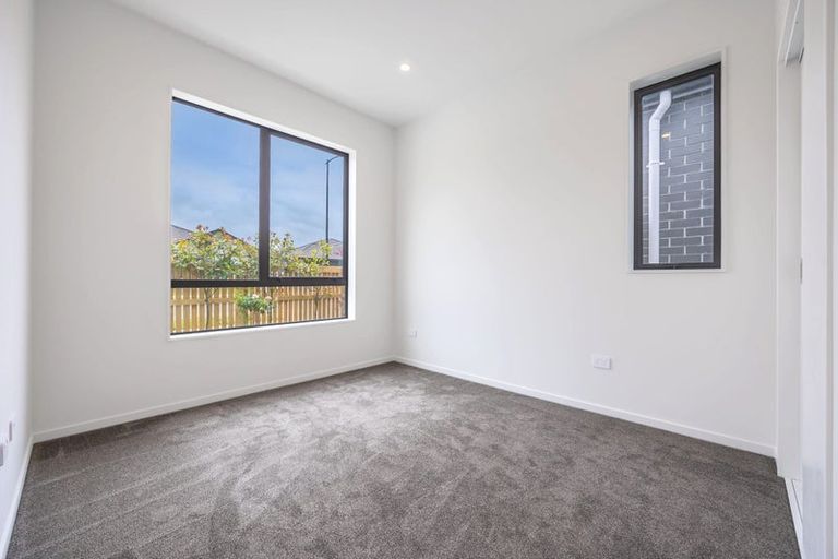 Photo of property in 8 Zadar Street, Kumeu, 0810
