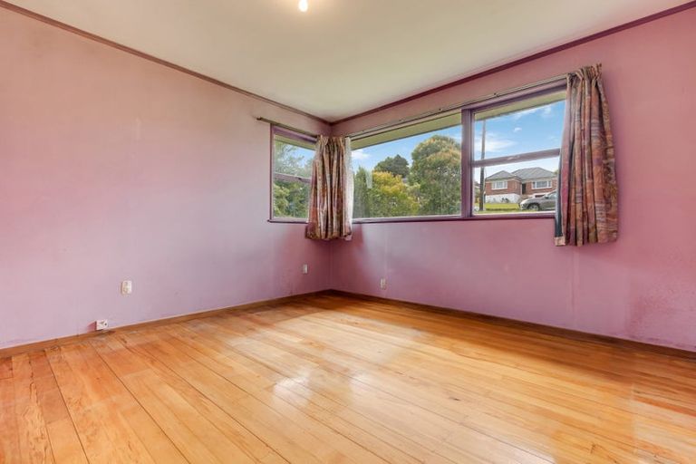 Photo of property in 7 Newington Road, Henderson, Auckland, 0612