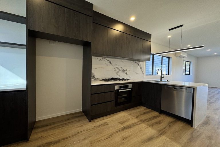 Photo of property in 25b Jandell Crescent, Bucklands Beach, Auckland, 2014