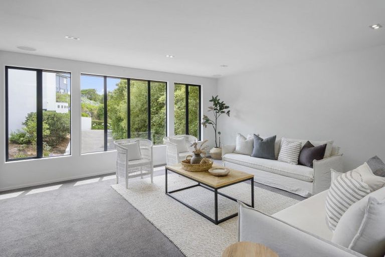 Photo of property in 26 Whareora Terrace, Cashmere, Christchurch, 8022