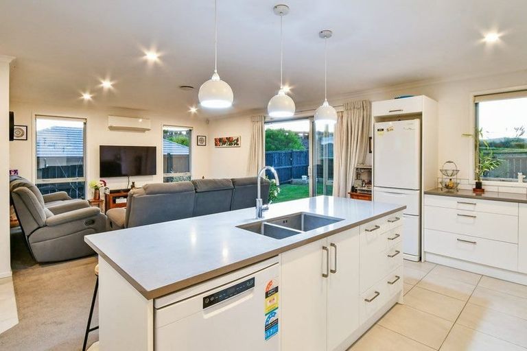 Photo of property in 12 Theobald Street, Pokeno, 2402