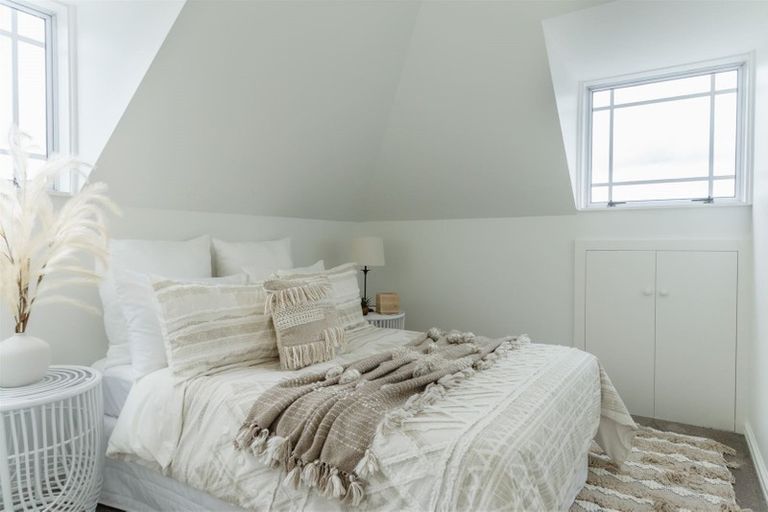 Photo of property in 99a Avonhead Road, Avonhead, Christchurch, 8042