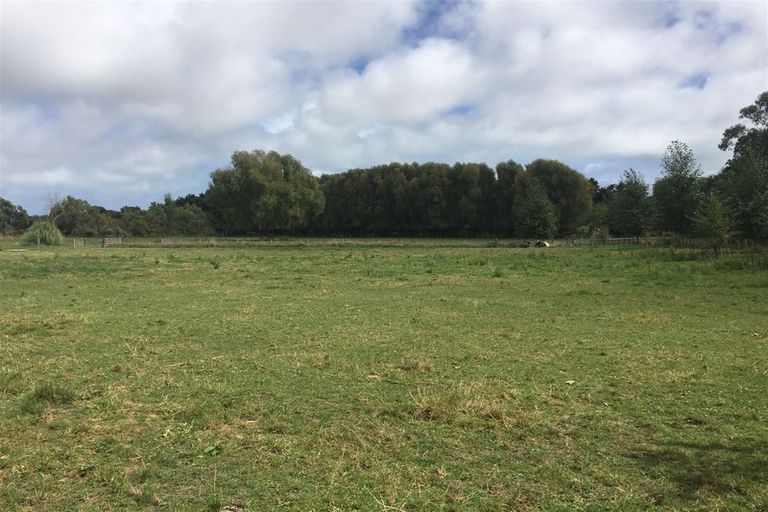 Photo of property in 36 Painua Road, Hokio Beach, Levin, 5571