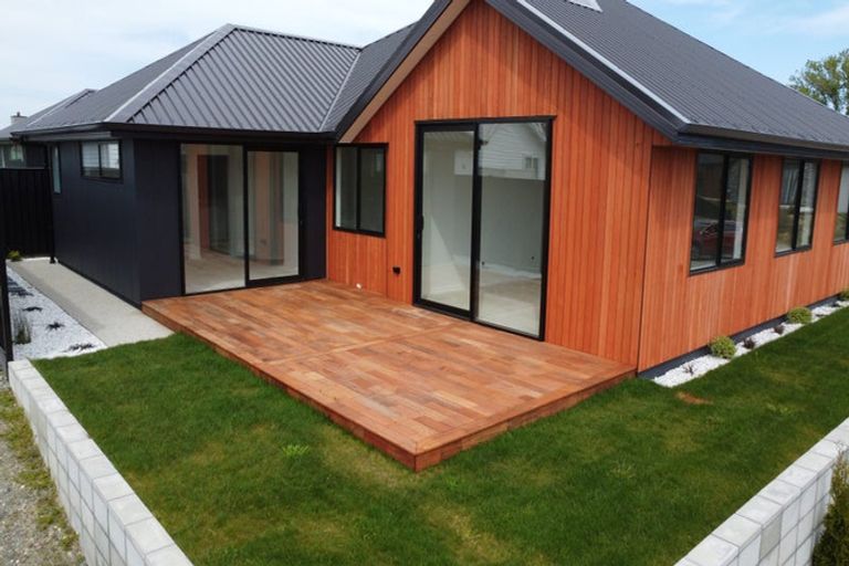 Photo of property in 97 Hoffman Court, Waikiwi, Invercargill, 9810