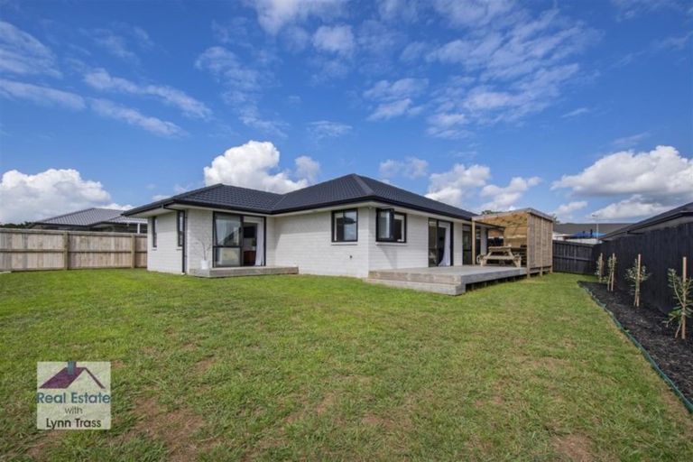 Photo of property in 16 Wairau Drive, Tikipunga, Whangarei, 0112
