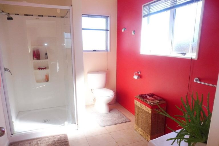 Photo of property in 9 Suffolk Drive, Otamatea, Whanganui, 4500