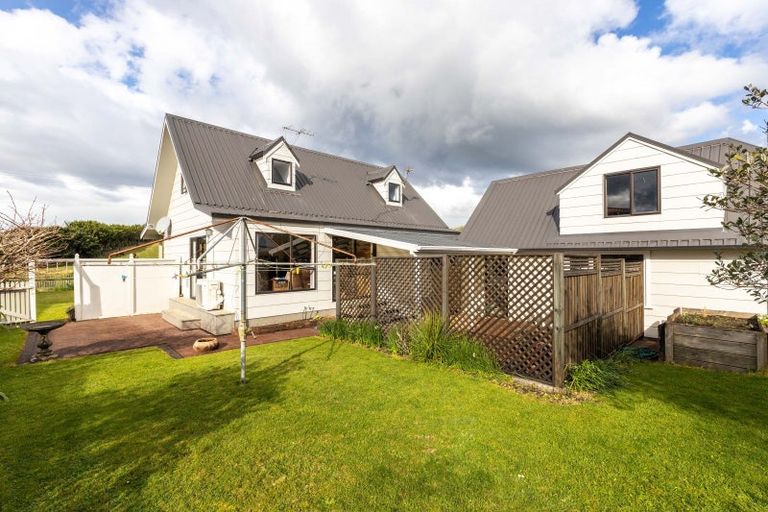 Photo of property in 82 Barrett Road, Whalers Gate, New Plymouth, 4310
