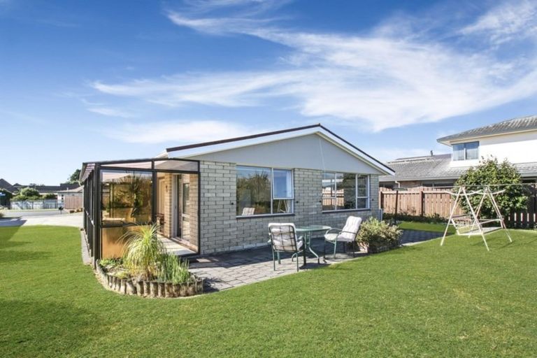 Photo of property in 34 Wesley Avenue, Frankleigh Park, New Plymouth, 4310