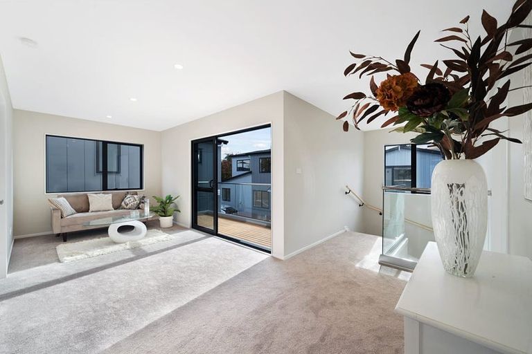 Photo of property in 86b Kervil Avenue, Te Atatu Peninsula, Auckland, 0610