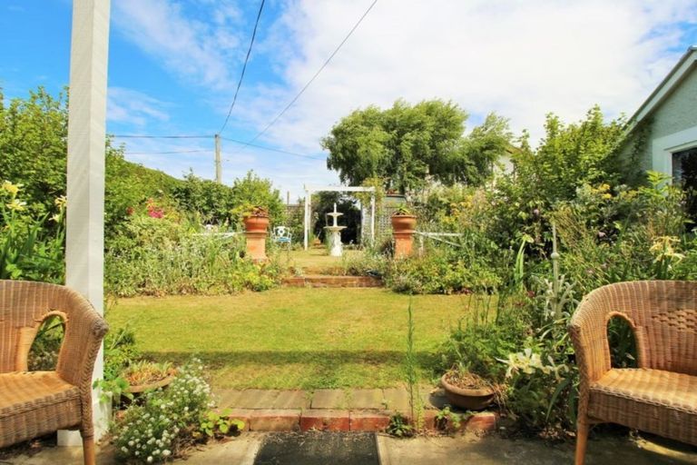 Photo of property in 52 Wharfe Street, South Hill, Oamaru, 9400