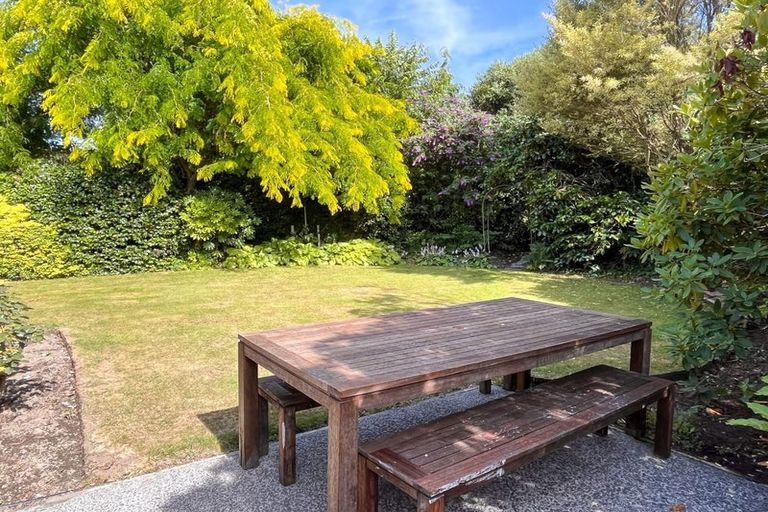 Photo of property in 9 Ilkley Place, Ilam, Christchurch, 8041