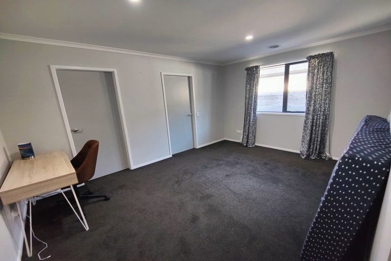 Photo of property in 9 Tide Lane, Whitby, Porirua, 5024