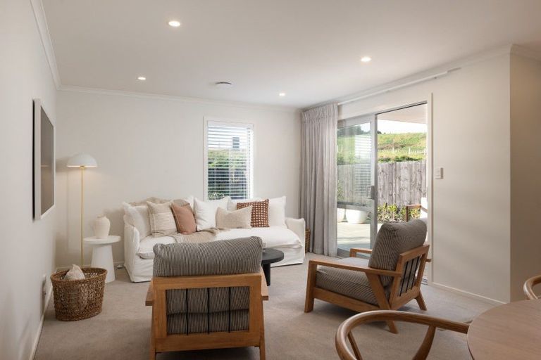 Photo of property in 43 Overton Street, Rototuna North, 3210