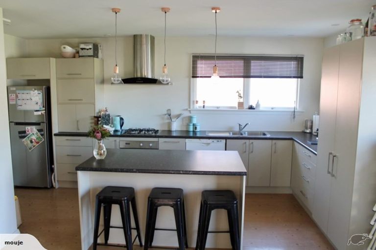 Photo of property in 80 Daniels Road, Redwood, Christchurch, 8051