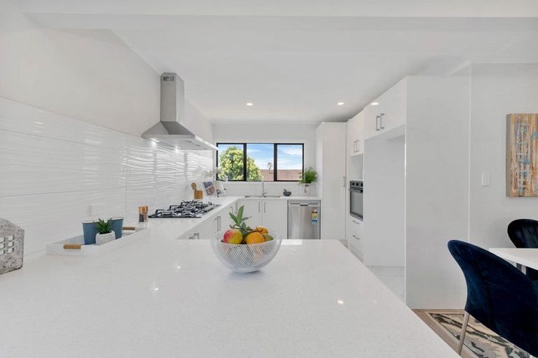 Photo of property in 1/55 Alfriston Road, Manurewa East, Auckland, 2102