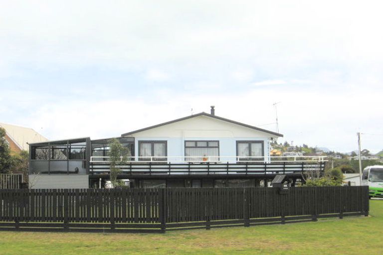Photo of property in 201 Kiwi Road, Whangamata, 3620