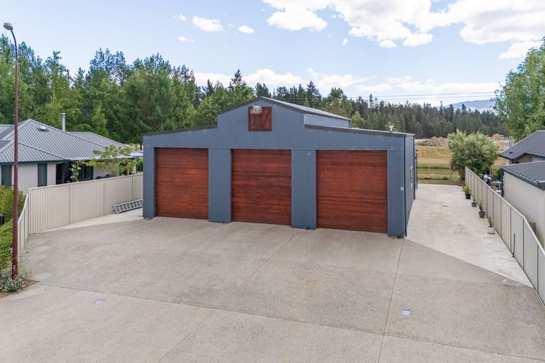 Photo of property in 10 Briar Crescent, Alexandra, 9320