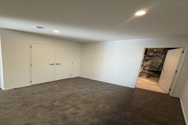 Photo of property in 44d Orams Road, Hillpark, Auckland, 2102