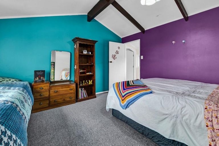 Photo of property in 16 Dixon Avenue, Hawera, 4610