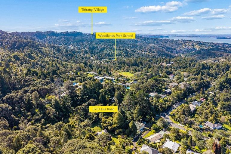 Photo of property in 373 Huia Road, Titirangi, Auckland, 0604