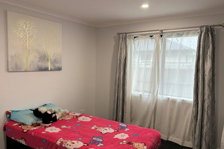 Photo of property in 43 Nicolau Avenue, Rolleston, 7615