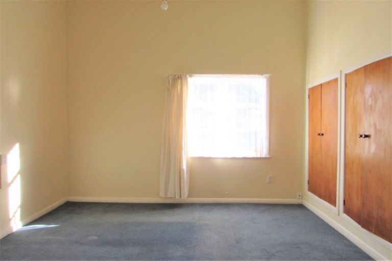 Photo of property in 15 Owen Street, Newtown, Wellington, 6021