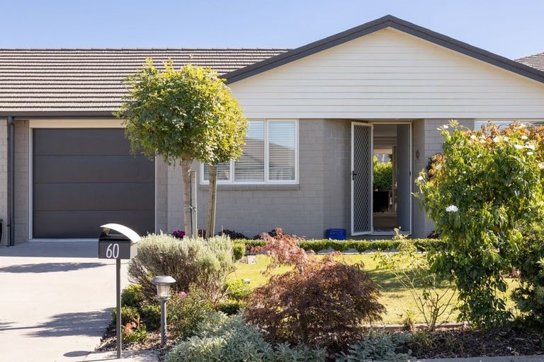 Photo of property in Waterview Estate, 60/4 Greystone Place, Omokoroa, 3114