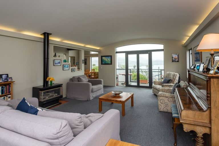 Photo of property in 28b Ripon Street, Lyttelton, 8082