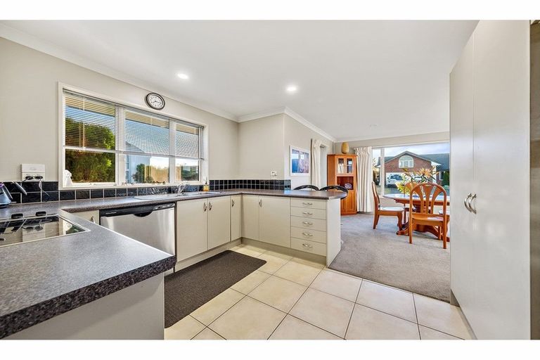 Photo of property in 52 Bibiana Street, Aidanfield, Christchurch, 8025