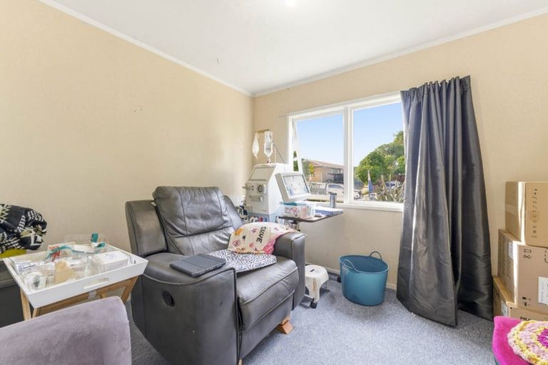 Photo of property in 170 Mahia Road, Wattle Downs, Auckland, 2103