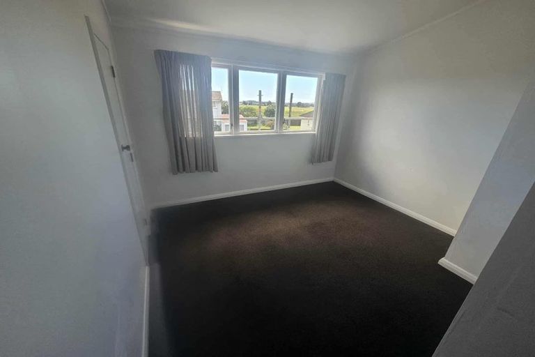Photo of property in 15 Mahoe Street, Levin, 5510
