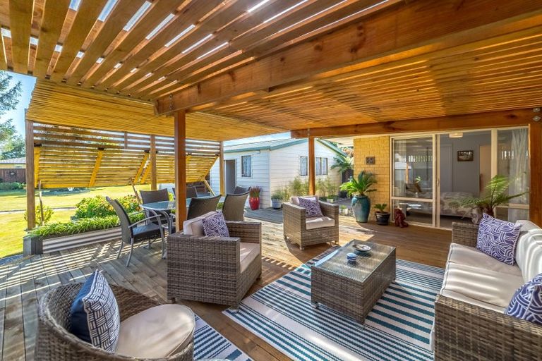 Photo of property in 20 Philip Street, Carterton, 5713