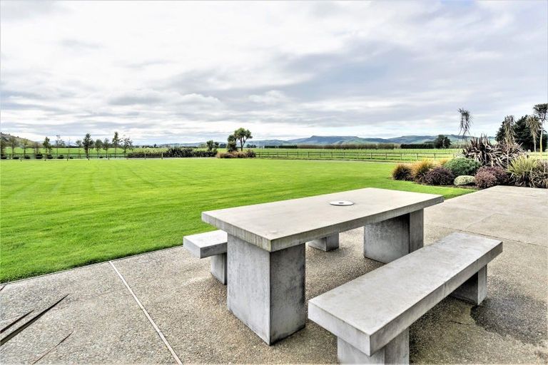 Photo of property in 130 Ivy Lane, Kauana, Winton, 9782