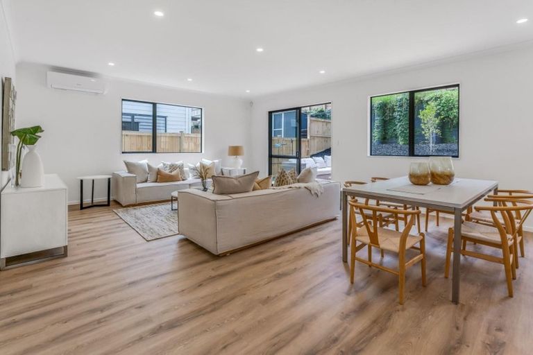 Photo of property in 28 Matahae Drive, Flat Bush, Auckland, 2019