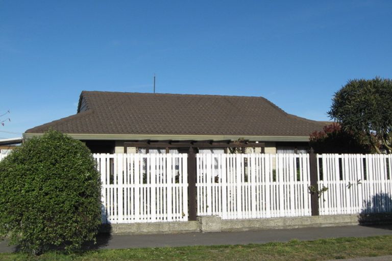 Photo of property in 51 Castletown Place, New Brighton, Christchurch, 8083