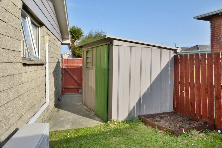 Photo of property in 14g Wesley Street, South Dunedin, Dunedin, 9012