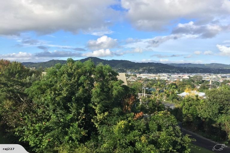 Photo of property in 100 Fourth Avenue, Woodhill, Whangarei, 0110