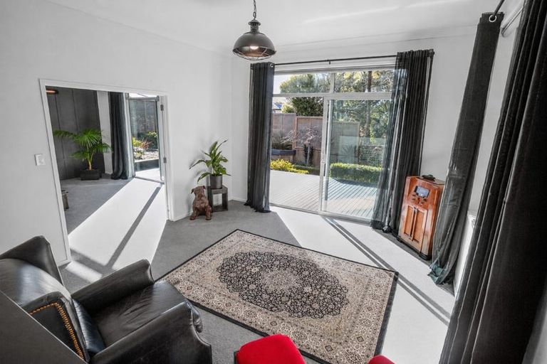 Photo of property in 525e Mangorei Road, Highlands Park, New Plymouth, 4312