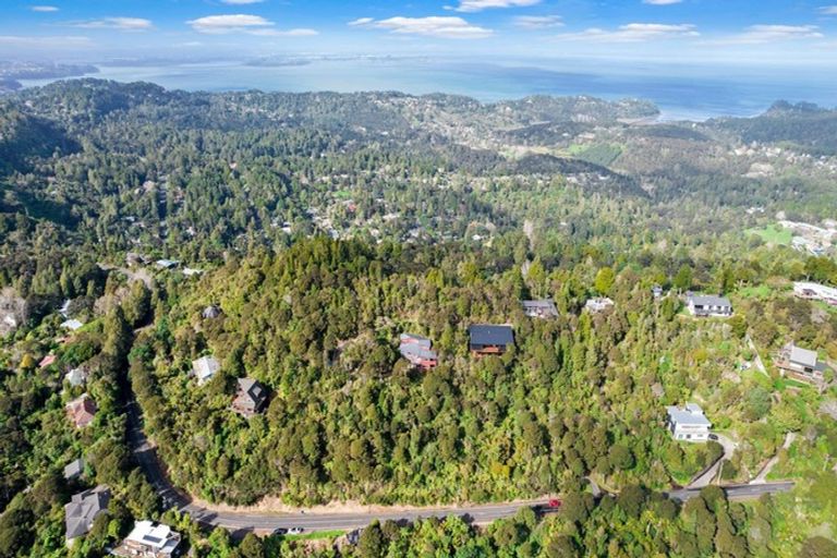 Photo of property in 176-178 Scenic Drive, Titirangi, Auckland, 0604