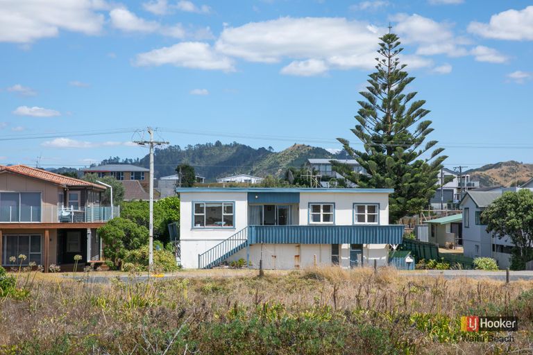 Photo of property in 48 Broadway Road, Waihi Beach, 3611