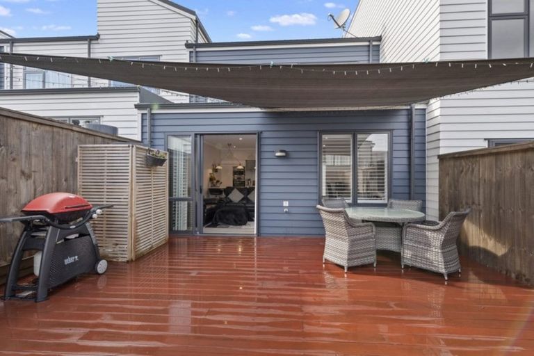 Photo of property in 8 Tuatua Road, Hobsonville, Auckland, 0616