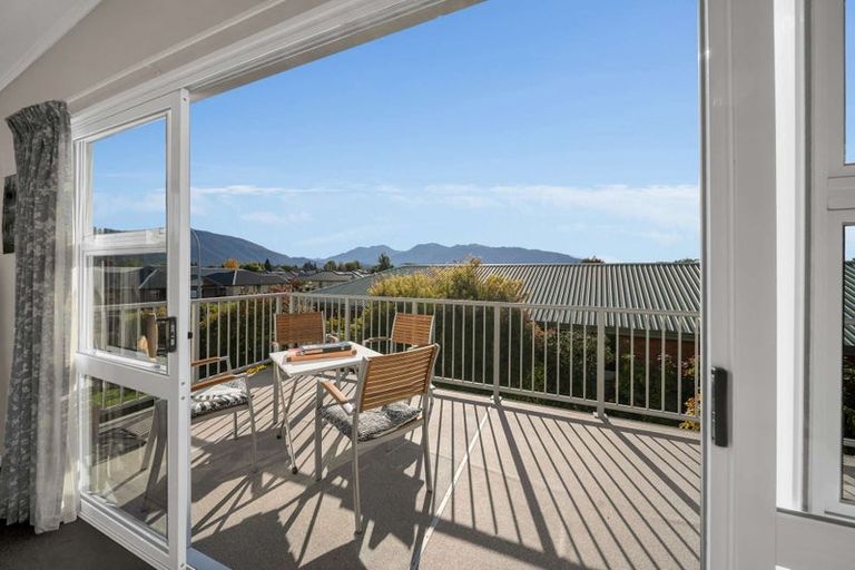 Photo of property in 11 Bowen Street, Te Anau, 9600