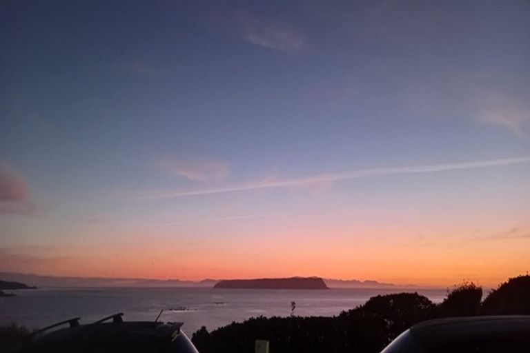 Photo of property in 56 Motuhara Road, Plimmerton, Porirua, 5026