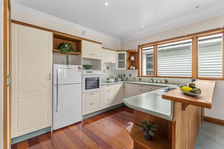 Photo of property in 8 Strathavon Road, Miramar, Wellington, 6022