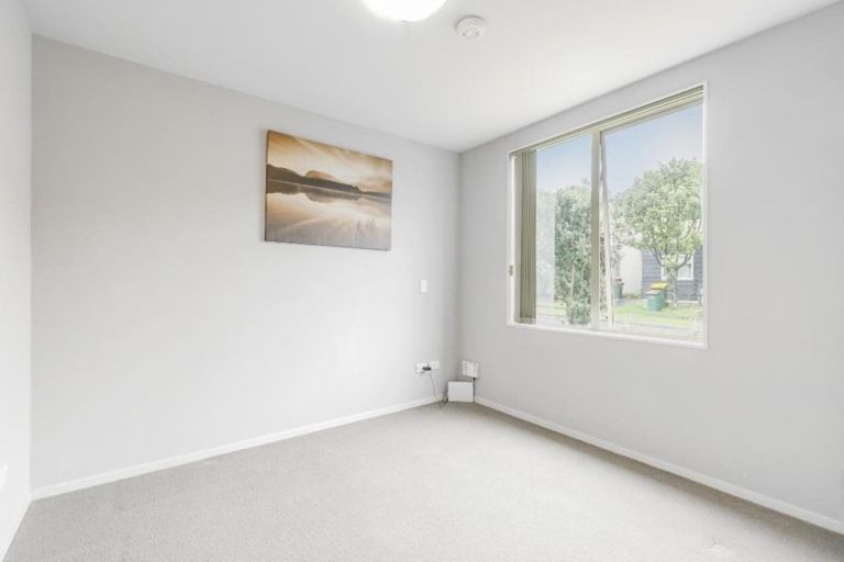 Photo of property in 39 Kirikiri Lane, East Tamaki, Auckland, 2013