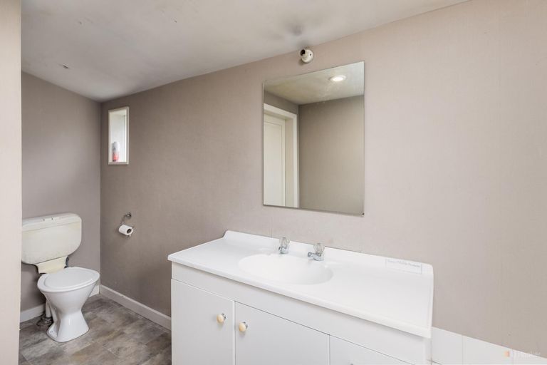 Photo of property in 6 George Street, Waimate, 7924