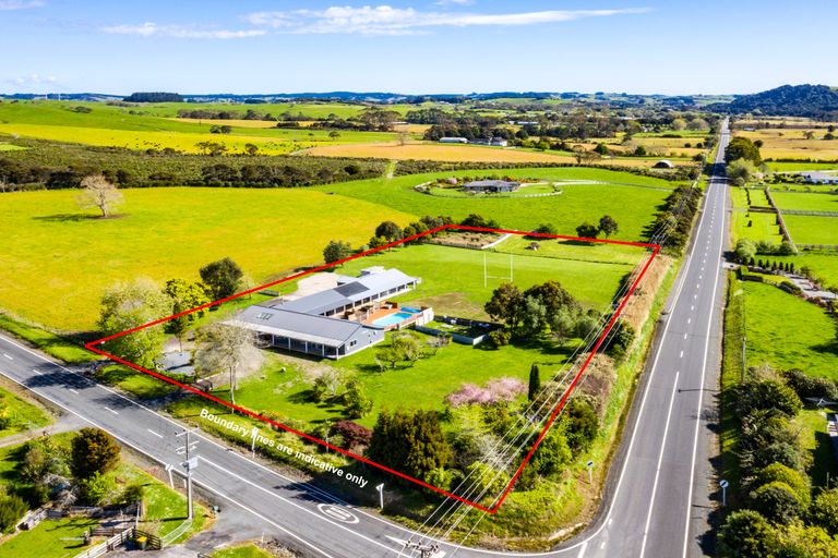 Photo of property in 515 Whitehills Road, Waitoki, Silverdale, 0994