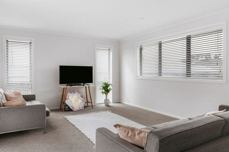 Photo of property in 5 Nottingham Road, Omokoroa, 3114